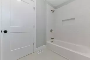 145 Stoughton St, Boston, MA 02125 - Photo 16