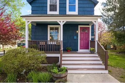 17 Olympia St, Easthampton, MA 01027 - Photo 2