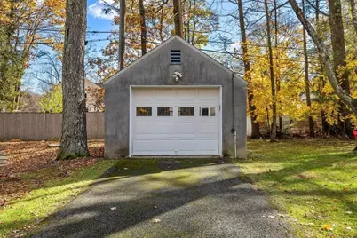 61 Woodlawn Ave, Northampton, MA 01060 - Photo 6