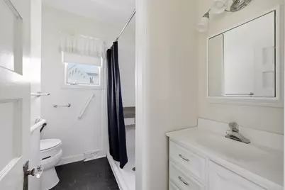367 Broadway St #1, Chicopee, MA 01020 - Photo 12