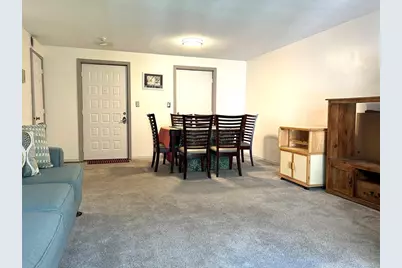 15 Thompson Dr #12, Randolph, MA 02368 - Photo 2