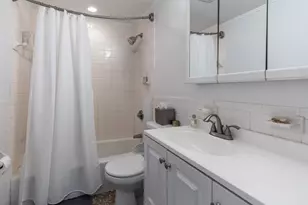 64 W Cedar St, Boston, MA 02114 - Photo 12