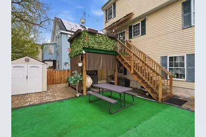 17 Thorndike St, Haverhill, MA 01832 - Photo 36