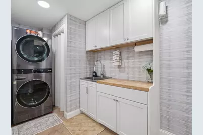 17 Thorndike St, Haverhill, MA 01832 - Photo 30