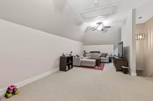 79 Alder St, Waltham, MA 02453 - Photo 12