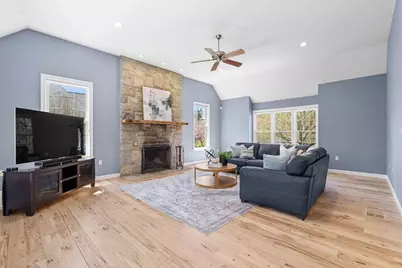 25 Hardwick Rd, Ashland, MA 01721 - Photo 10