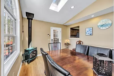 331 Braley Hill Rd, Rochester, MA 02770 - Photo 18