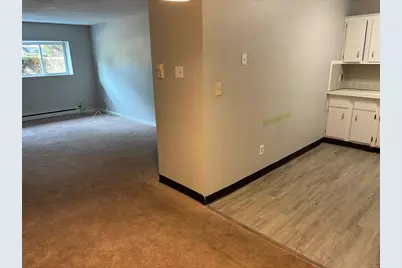 135 Winthrop St #1B, Framingham, MA 01702 - Photo 4