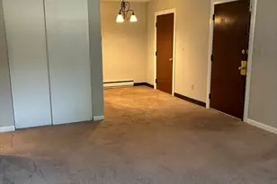 135 Winthrop St, Framingham, MA 01702 - Photo 6