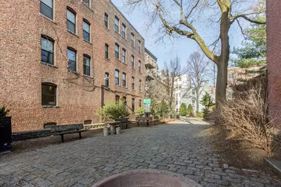 21 Charter Street #202, Boston, MA 02113 - Photo 16