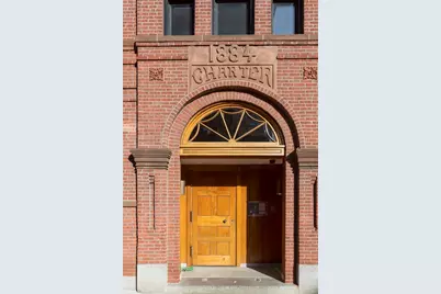 21 Charter Street #202, Boston, MA 02113 - Photo 12