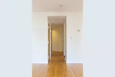 21 Charter Street #202, Boston, MA 02113 - Photo 6