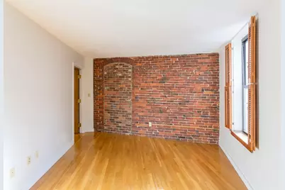 21 Charter Street #202, Boston, MA 02113 - Photo 14