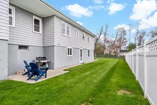 63 Eschol St, Swansea, MA 02777 - Photo 30