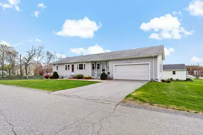 63 Eschol Street, Swansea, MA 02777 - Photo 4