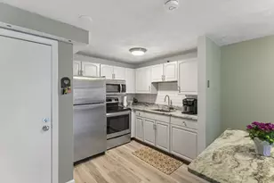 12 Summit Ave, Beverly, MA 01915 - Photo 6