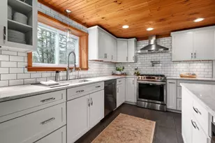 273 Lake St, Bellingham, MA 02019 - Photo 6