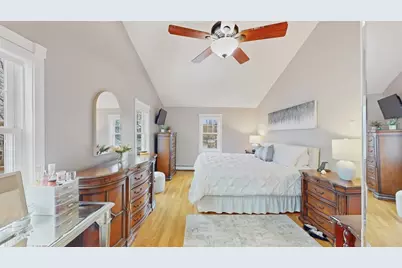 17 Lenox Ave, Saugus, MA 01906 - Photo 8