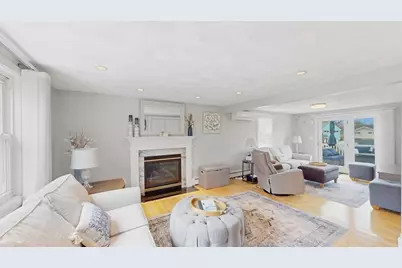 17 Lenox Ave, Saugus, MA 01906 - Photo 2