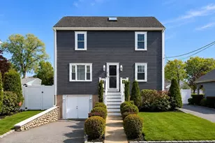 17 Lenox Ave, Saugus, MA 01906 - Photo 2