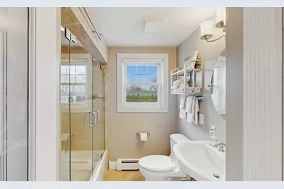 17 Lenox Ave, Saugus, MA 01906 - Photo 12