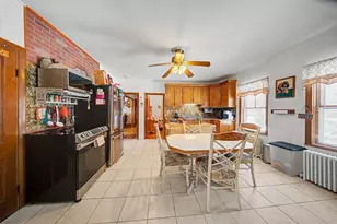 992 Lees River Ave, Somerset, MA 02726 - Photo 8