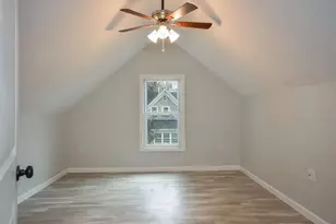 9 Cottage Ct, Middleborough, MA 02346 - Photo 2