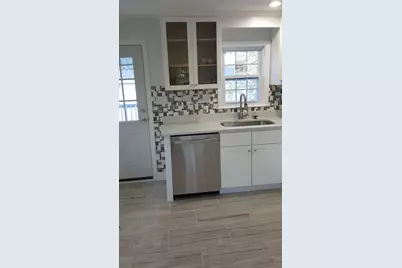 100 Atlantic St #2, Quincy, MA 02171 - Photo 2