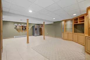 46 Gloria Dr, Westfield, MA 01085 - Photo 26