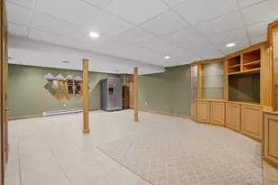 46 Gloria Dr, Westfield, MA 01085 - Photo 26