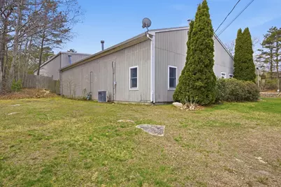 7 Colonel Dr, Bourne, MA 02532 - Photo 4