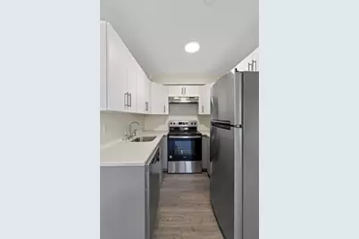 472 Essex Street #302, Lynn, MA 01902 - Photo 6
