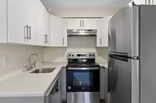 472 Essex St, Lynn, MA 01902 - Photo 6