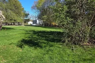 19 Carmen St, Attleboro, MA 02703 - Photo 12