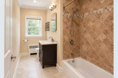 652 Washington St #3, Brookline, MA 02446 - Photo 6