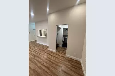 17 Bowdoin St #1B, Boston, MA 02114 - Photo 8