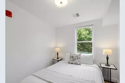338 Hurley St #3, Cambridge, MA 02141 - Photo 18