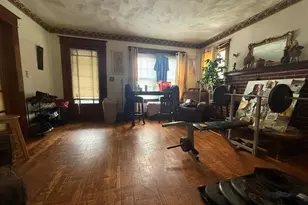 119-121 Middlesex St, Springfield, MA 01109 - Photo 8