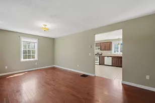 262 Stevens St, Fall River, MA 02721 - Photo 4