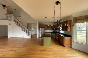 4 Broadleaf Cir, East Longmeadow, MA 01028 - Photo 1