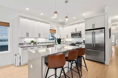 745 E Broadway #3, Boston, MA 02127 - Photo 6