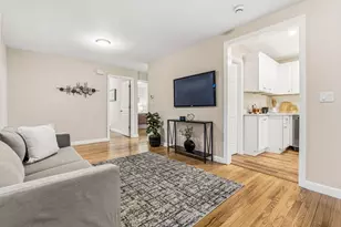 22 Walnut St, Revere, MA 02151 - Photo 10
