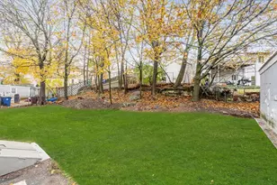 22 Walnut St, Revere, MA 02151 - Photo 18