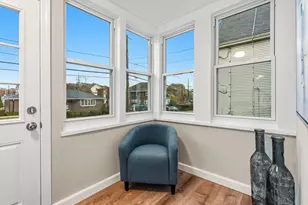 22 Walnut St, Revere, MA 02151 - Photo 6