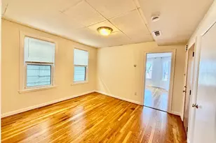 724 Cambridge St, Cambridge, MA 02141 - Photo 4