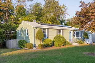 106 Vallette St, Cranston, RI 02920 - Photo 14
