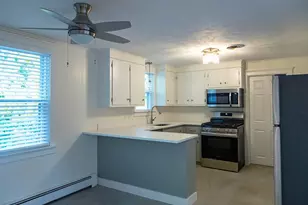 106 Vallette St, Cranston, RI 02920 - Photo 8