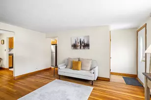 1 Douglas St, Peabody, MA 01960 - Photo 4