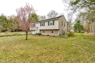 4 Park Dr, Holbrook, MA 02343 - Photo 6