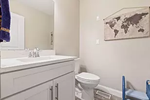 7 Spring Ct, Woburn, MA 01801 - Photo 18